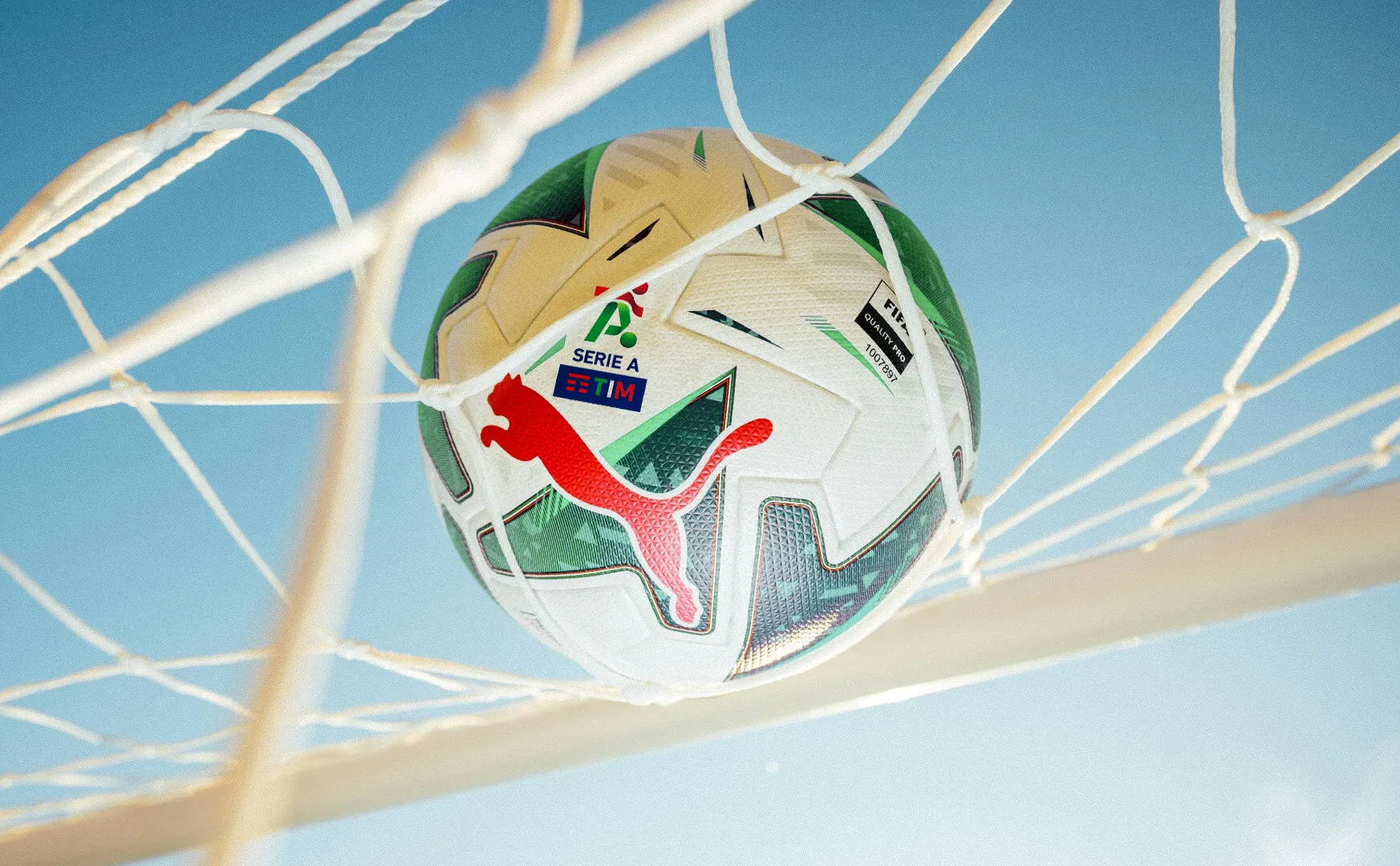Serie A, applicazione dell'identità