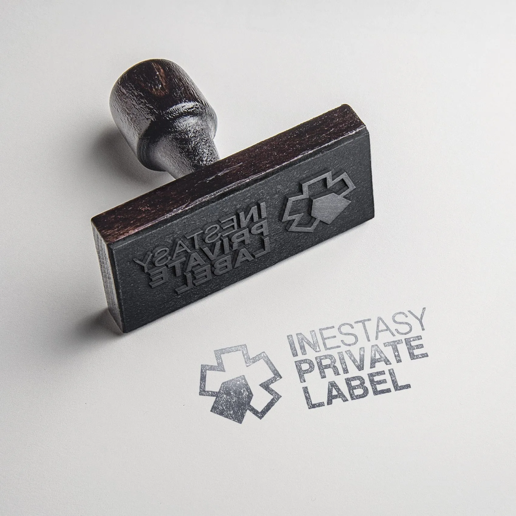 Inestasy, applicazione dell'identità